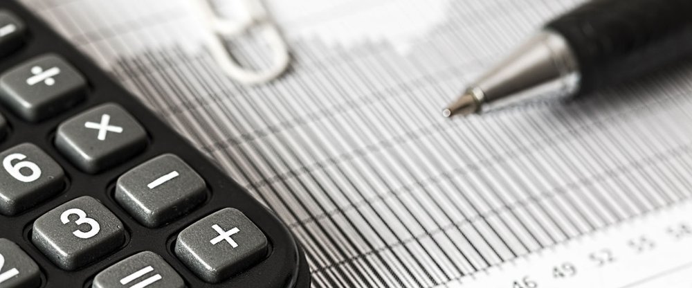 En lo que el hacha va y viene